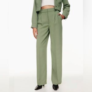Aritzia Effortless Pant in Bitter Sage